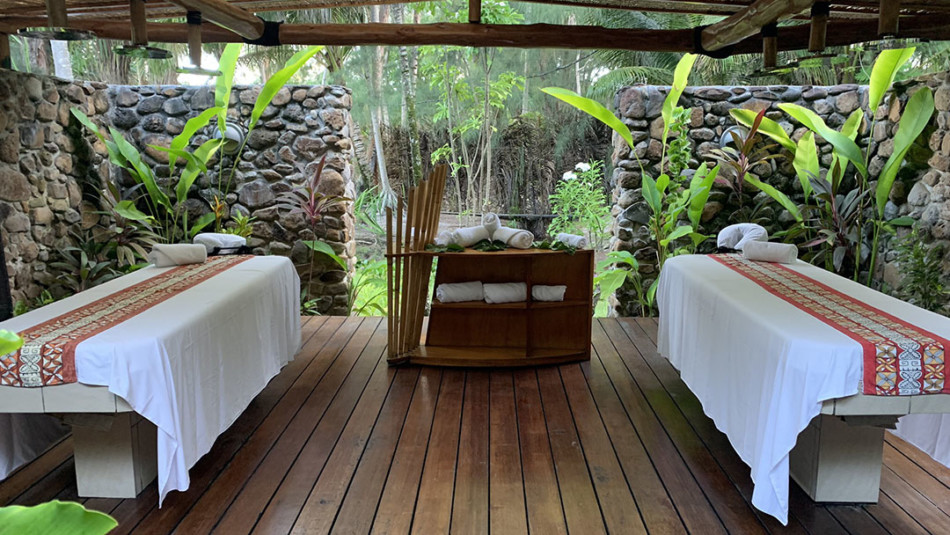 Couples massage open air room at the Tavai Spa Pearl Resort in Bora Bora